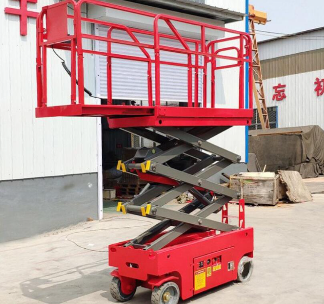 维西移动剪叉式升降机